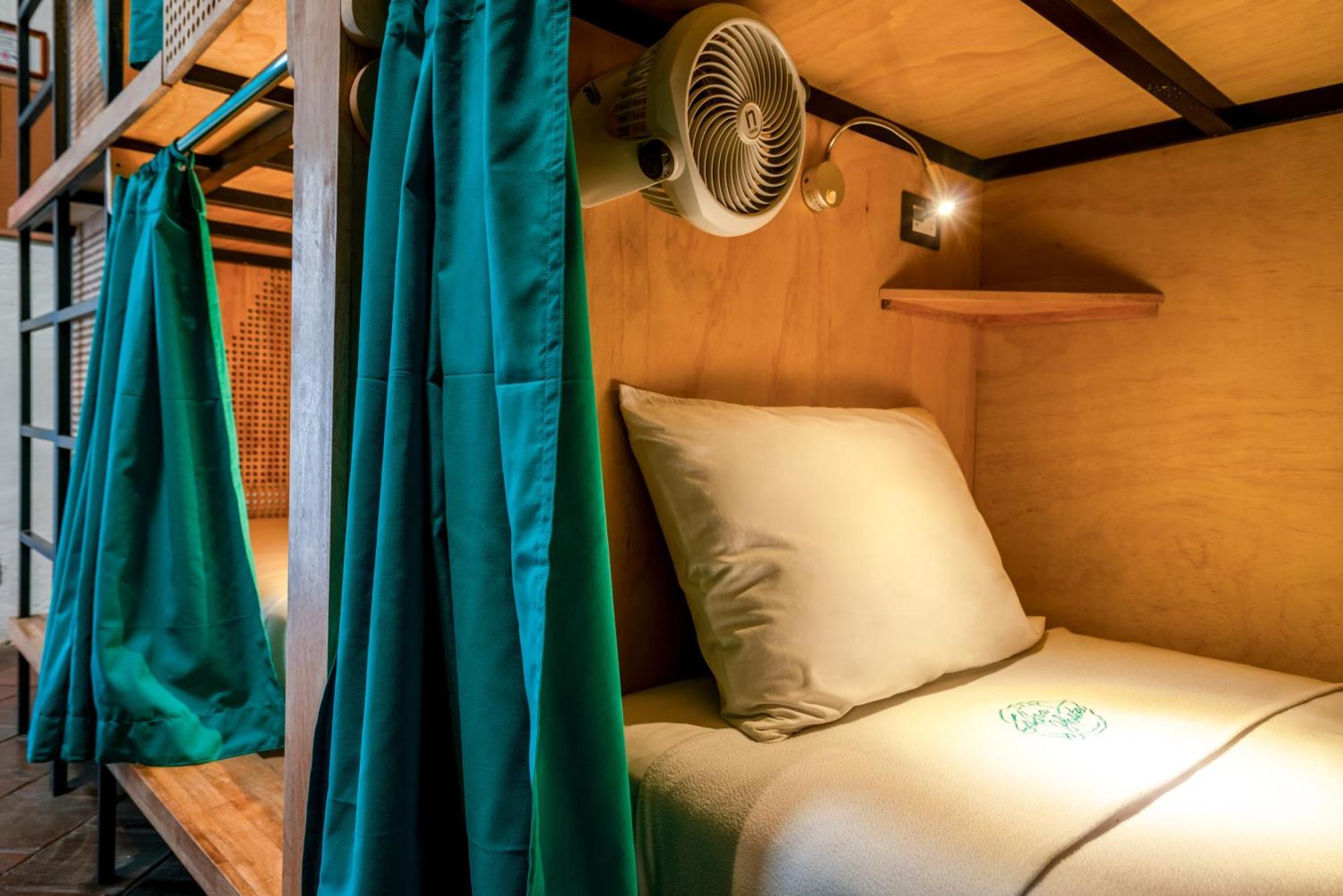 Adra Hostel Antigua Extérieur photo